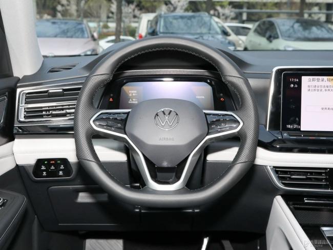 New Car Price Gasoline Car VW Volkswagen Teramont (2023) Redesigned 330tsi 2WD Luxury Version