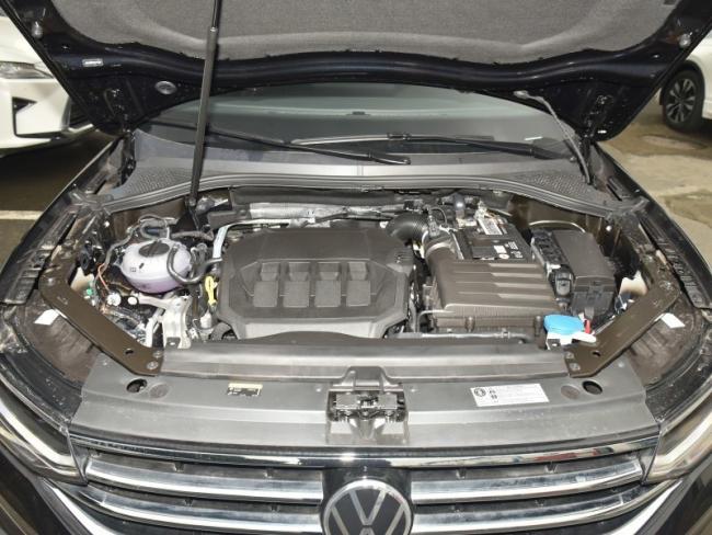 New Car Price Gasoline Car VW Volkswagen Tiguan L (2023) Redesigned 330tsi 2WD Zhixiang Version
