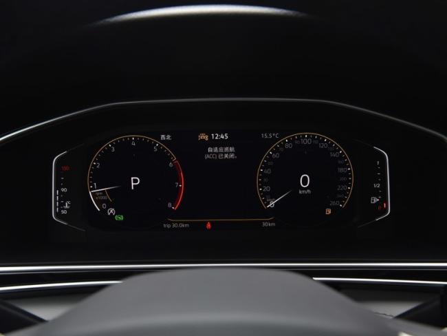 New Car Price Gasoline Car VW Volkswagen Tiguan L (2023) Redesigned 330tsi 2WD Zhixiang Version