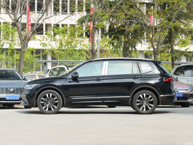 New Car Price Gasoline Car SUV VW Volkswagen Tiguan L Redesigned 380tsi Awd R-Line Yuexiang Version 7-Seater