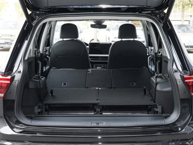 New Car Price Gasoline Car SUV VW Volkswagen Tiguan L Redesigned 380tsi Awd R-Line Yuexiang Version 7-Seater