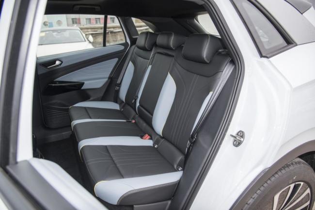 Volkswagen ID. 4 X 2023 Intelligent Enjoyment Long-Range Edition