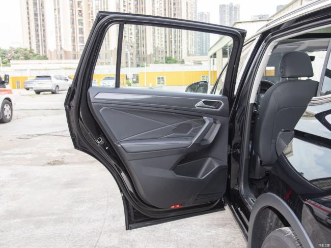 New Car Price Gasoline Car SUV VW Volkswagen Tiguan L 2024 380tsi 4WD R-Line 7 Seat