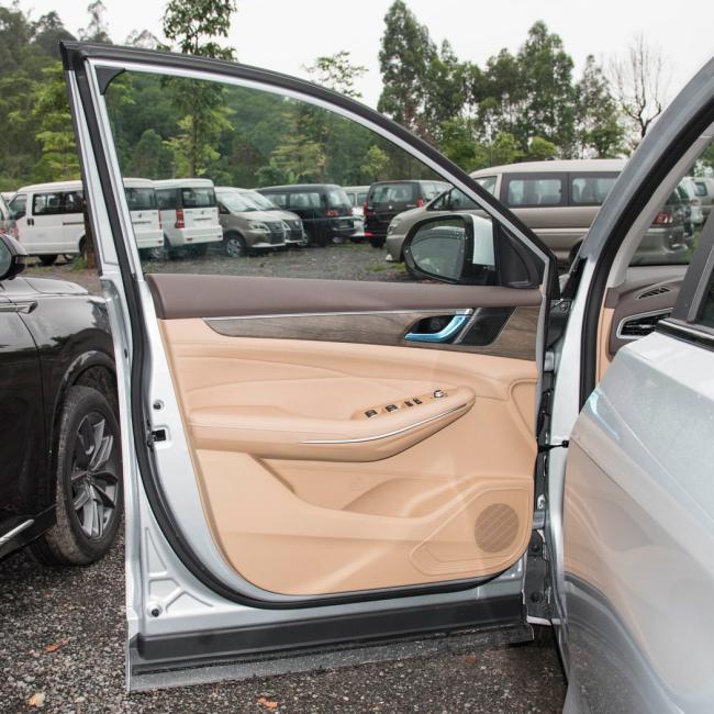 Landian New Energy Car Plug-in-Hybrid SUV 2024 E5 Glory Edition 100km Prestige 5/7 Seats Electric Car