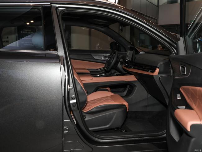 Best Selling 2023 Changan Qiyuan Q05 60 PRO/Lite Plug-in Hybrid Electric Vehicle for Sale