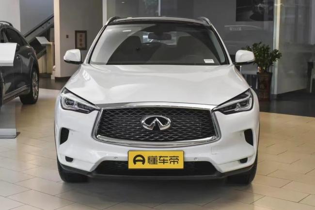 Infiniti 2.0t 4WD Elite Edition