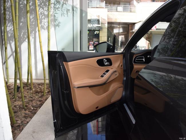 New Car Electric Car Electric Vehicle EV Rising Auto R7 (2023) Long-Range Screen Master