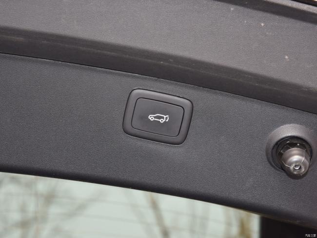 New Car Electric Car Electric Vehicle EV Rising Auto R7 (2023) Long-Range Screen Master