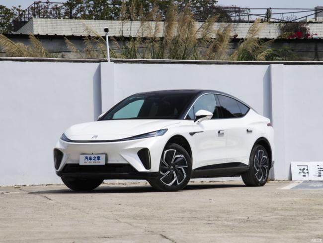 New Car Electric Car Electric Vehicle EV Rising Auto R7 (2023) Long-Range Screen Master PRO