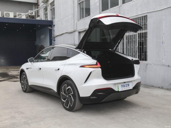 New Car Electric Car Electric Vehicle EV Rising Auto R7 (2023) Long-Range Screen Master PRO