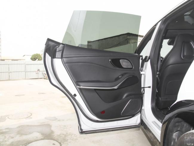 New Car Electric Car Electric Vehicle EV Rising Auto R7 (2023) Long-Range Screen Master PRO