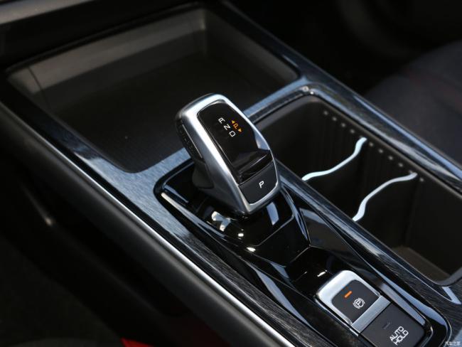 New Car Price Gasoline Car Aeolus Yixuan Max (2024) 1.5L Luxury Version