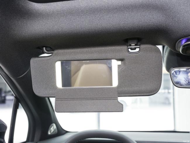 New Car Electric Car Electric Vehicle EV Rising Auto R7 (2023) Rwd Screen Master