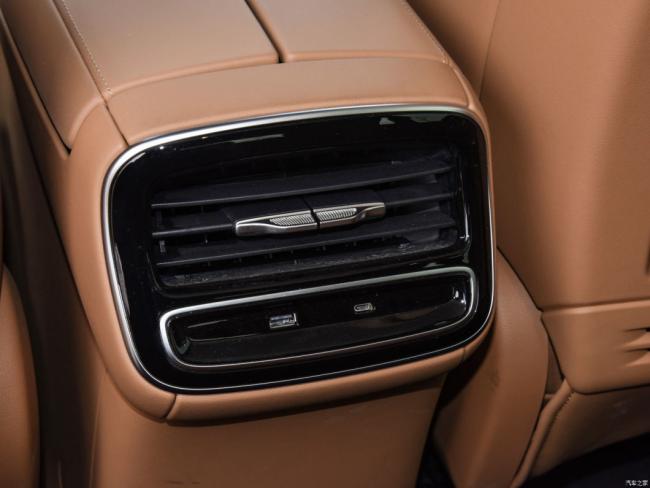 New Car Electric Car Electric Vehicle EV Rising Auto R7 (2023) Performance Screen Master PRO
