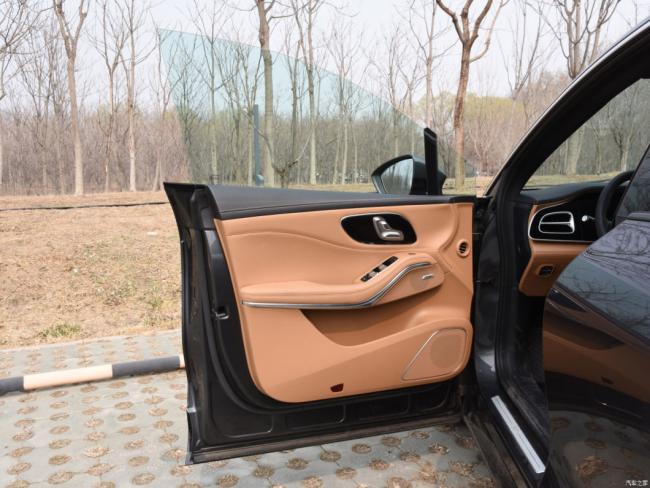 New Car Electric Car Electric Vehicle EV Rising Auto R7 (2023) Performance Screen Master PRO