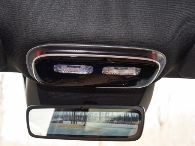 New Car Electric Car Electric Vehicle EV Rising Auto R7 (2023) Performance Screen Master PRO