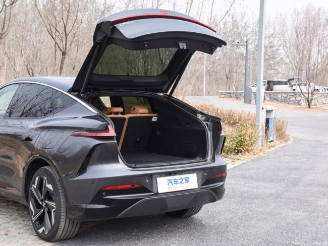 New Car Electric Car Electric Vehicle EV Rising Auto R7 (2023) Performance Screen Master PRO
