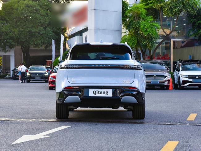 Voyah Free 1.5t Ultra Long Battery Life Smart Edition on Sale Range Extended Electric Car