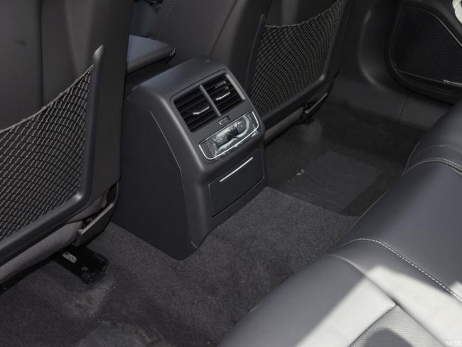 New Gasoline Car Luxury Car Audi A4l (2023) 40tfsi Bang&Olufsen Starry Night Version