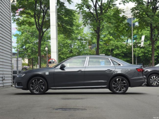 New Gasoline Car Luxury Car Audi A4l (2023) 40tfsi Fashion Elegant Version