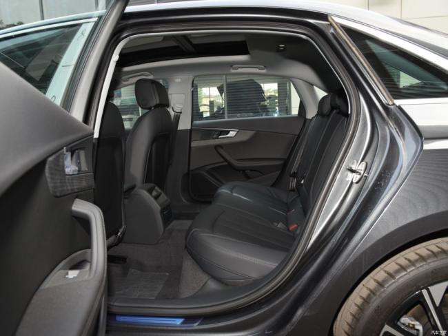 New Gasoline Car Luxury Car Audi A4l (2023) 40tfsi Fashion Elegant Version