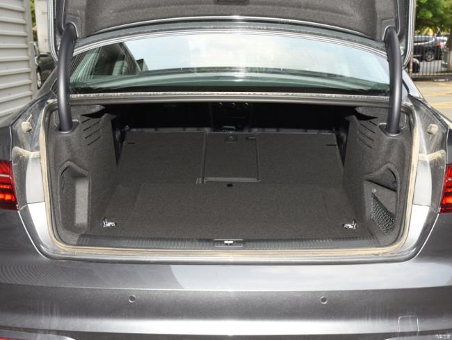 New Gasoline Car Luxury Car Audi A4l (2023) 40tfsi Fashion Elegant Version