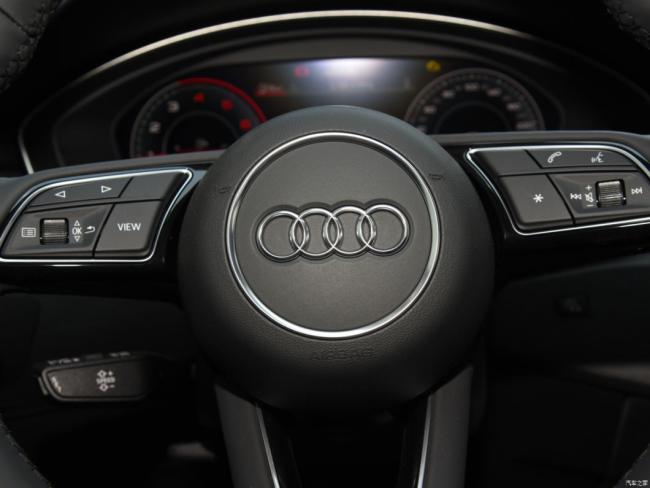 New Gasoline Car Luxury Car Audi A4l (2023) 40tfsi Fashion Elegant Version