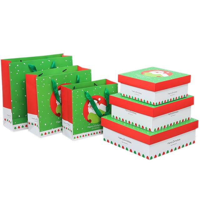 Luxury moisturizer packaging box with silver foil logo