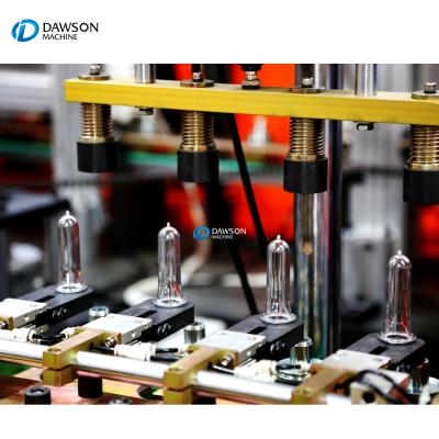 Chine Le coup automatique thermoforming de soufflement de shampooing de détergent de l'eau de machine de moulage de bouteille de pot en plastique d'ANIMAL FAMILIER met des machines en bouteille à vendre