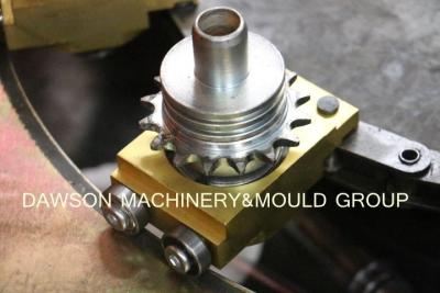 Chine L'eau transparente Juice Bottle Blow Molding Machine d'animal familier à vendre