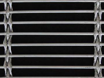 Cable metal mesh with three 2mm cable mesh.