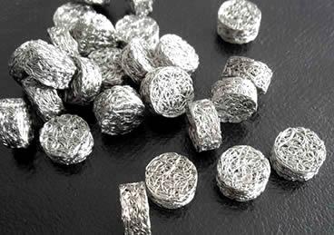 Thick compressed knitted mesh filters discs - stainless steel wire knitted