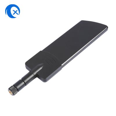 China 3G / 4G / LTE Paddle Antenna Universal Wide Band Hinged 5DBi Omni Directional for sale