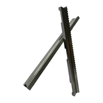 China Zig Zag Knife Cutting Machine With Chips Packaging Bags for Packaging Machinery Parts for sale