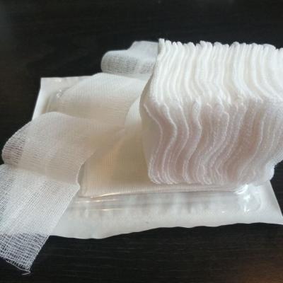 China ISO Certified White Gauze Pads Swabs High Softness for B2B Buyers for sale