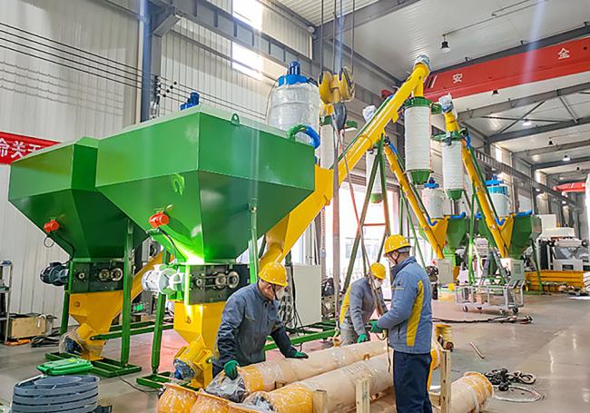 Complete mobile conveyor system setup