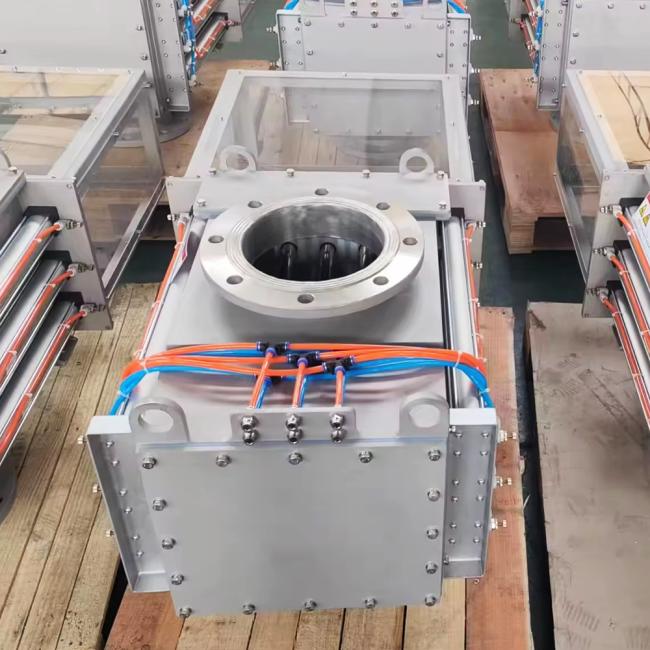 12,000Gs Grated Permanent Magnetic Separator in production environment