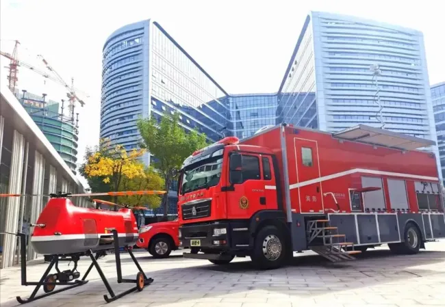 Iisuzu Hino HOWO Uav Drone Emergency Support Vehicle Fixed Wing Uav Transportation Truck