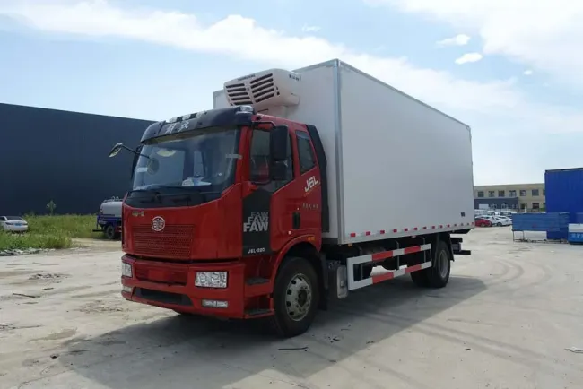 Hot Sale FAW 10t-15t 7.5meters Freezer Transport Refrigerated Refrigerator Van Truck