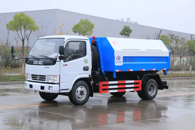 Hot Sale Dongfeng 5000liters/5cbm Small Hook Lift Side Loading Garbage Compactor Truck