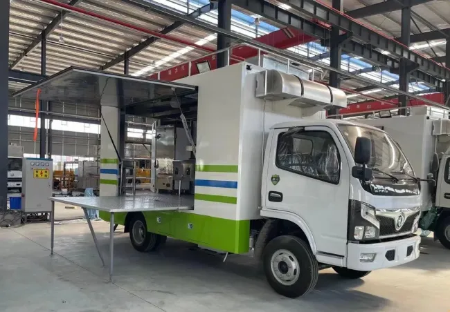 Dongfeng Mobile Kitchen Pizza Fast Food Kiosk Catering Vending Van Catering Cart Concession Food Trailer Truck for Sale