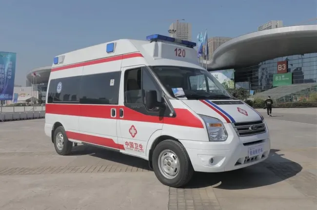Ford 2.0t Diesel Ambulance Hospital Ambulance
