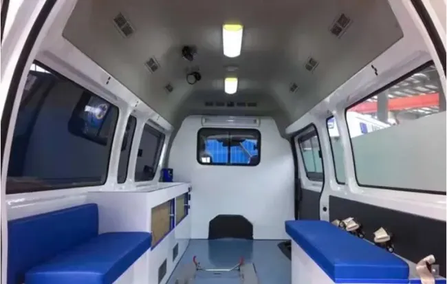 Sale 4X2 Right Hand Drive Rhd Car Vehicle Ambulance