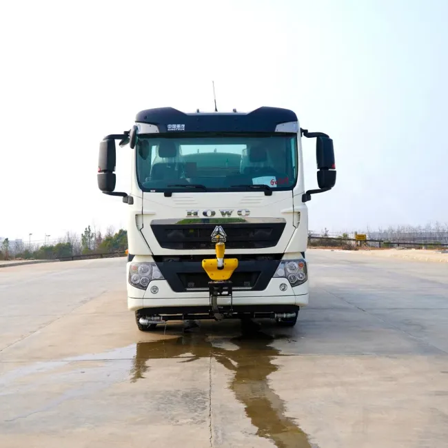 JAC HOWO Dongfeng 3000L 5000liters 3ton 5ton Water Bowser Truck Water Tanker Drinking Water Delivery Transportation Sprinkler Tank Truck for Road Dust Cleaning