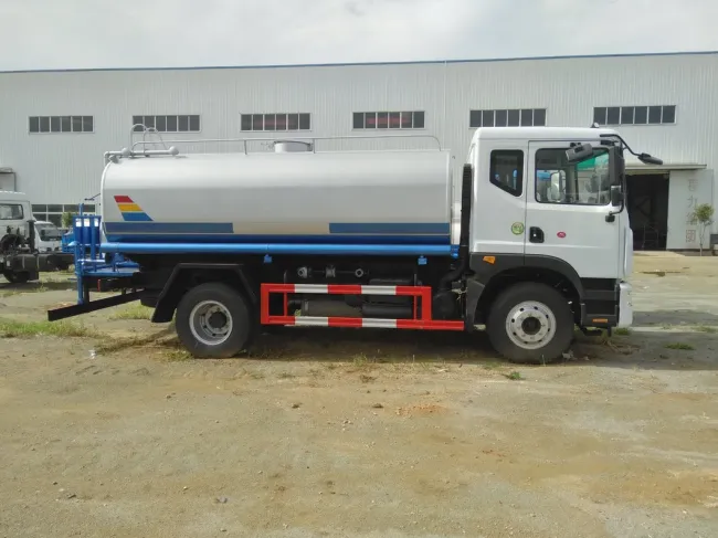 Dongfeng D9 10-14ton Sanitation Water Bowser Truck Road Cleaning Street Washing Truck Watering Cart Tank Truck Dust Cleaner Water Cannon Truck