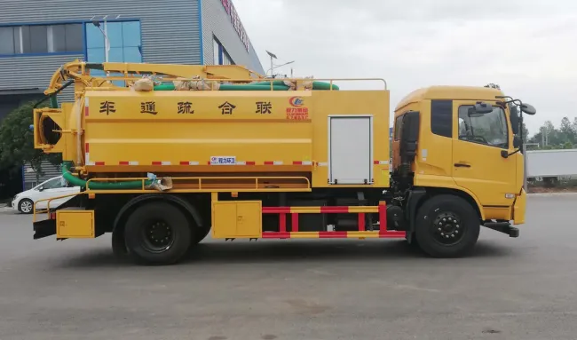 10000L-18000L 4*2 Dongfeng High Pressure Jetting Sewage Cleaning Suction Tanker Truck