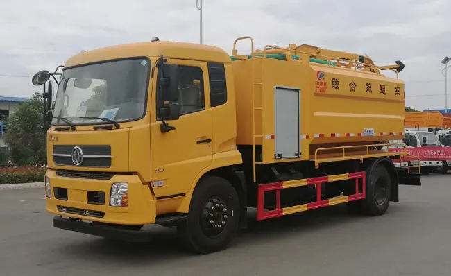 10000L-18000L 4*2 Dongfeng High Pressure Jetting Sewage Cleaning Suction Tanker Truck