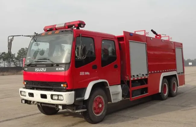 1suzu Cxr 12 Wheelers 16000 Liters Water Foam Fire Truck Fire and Rescue Trucks
