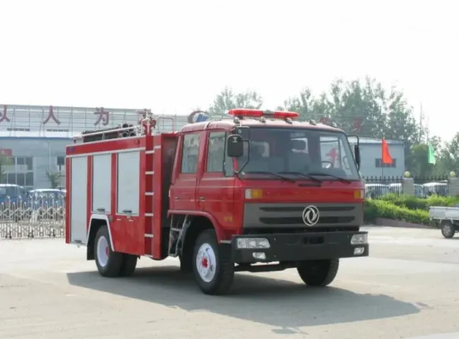 Dongfeng 5000L Water Tanker Fire Fighting Rescue Truck