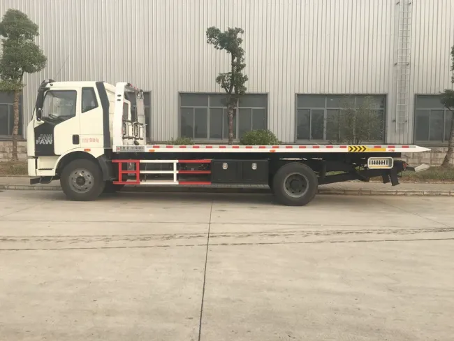 FAW 8ton 9ton 10ton Breakdown Recovery Flatbed Rescue Wrecker Towing Truck